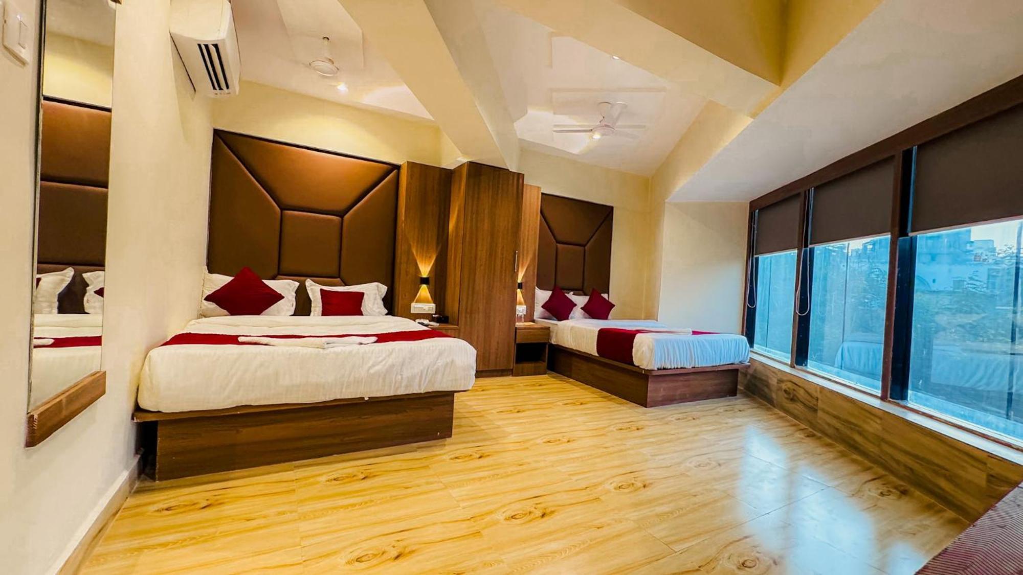Hotel Cliff Garden, Mumbai